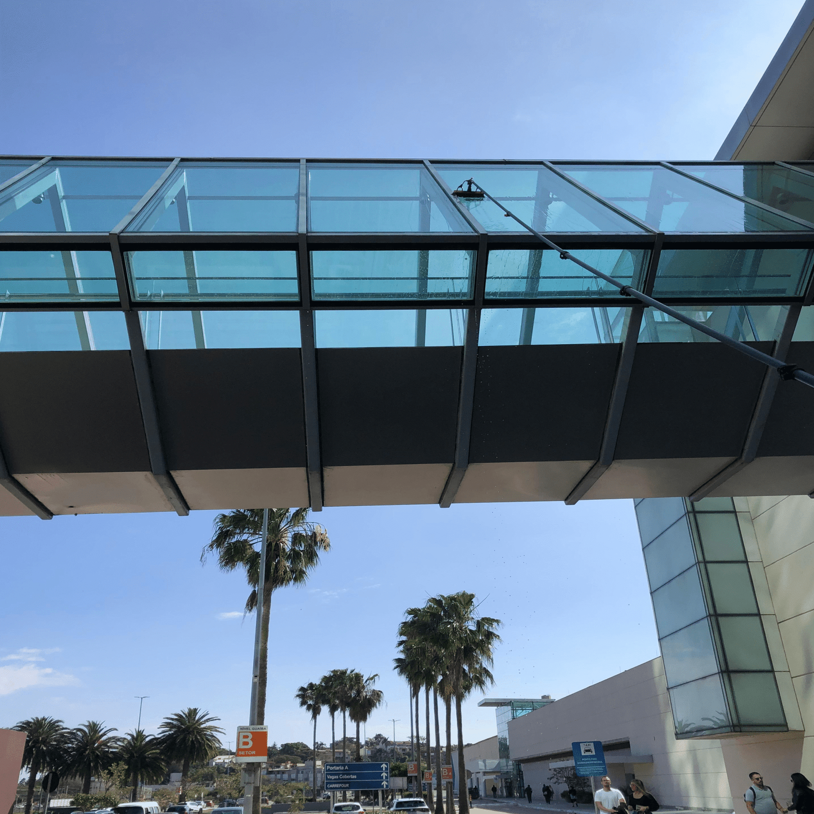 Limpeza de Passarela